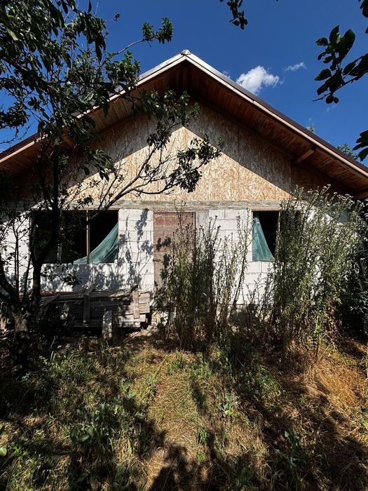 Teren intravilan 3.025 MP + CASĂ LA ROȘU | BUTIMANU, DÂMBOVIȚA | ACCES DJ 140