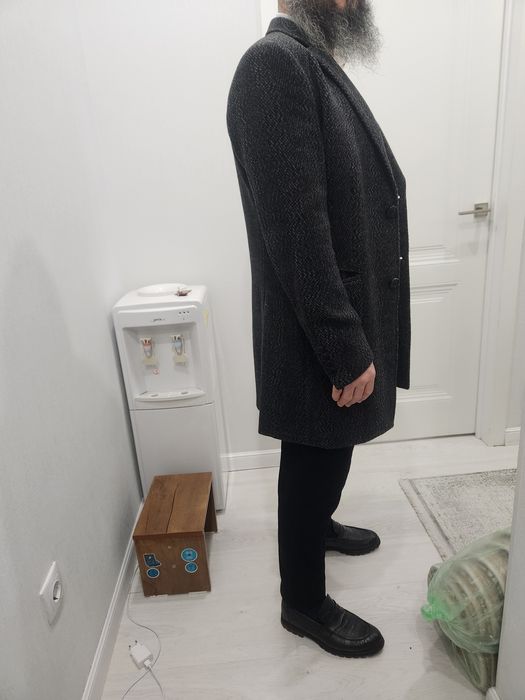 Продам Пальто мужское