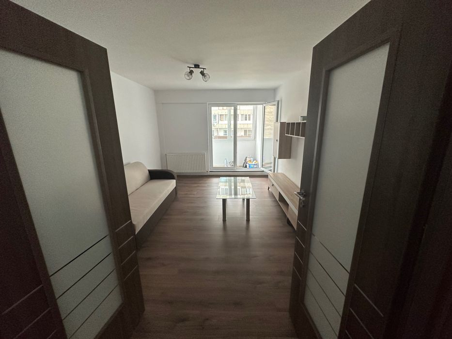 de inchiriat apartament 3 camere