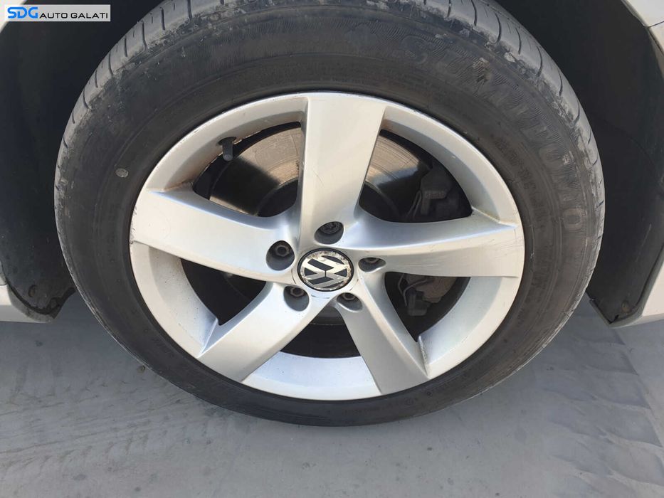 Set 4 Jante Roti Aliaj 205 55 16 R16 cu Anvelope Vara 5x112 Skoda Superb 2 2008 - 2015 Cod 7JX16H2 ET45  [K5540]