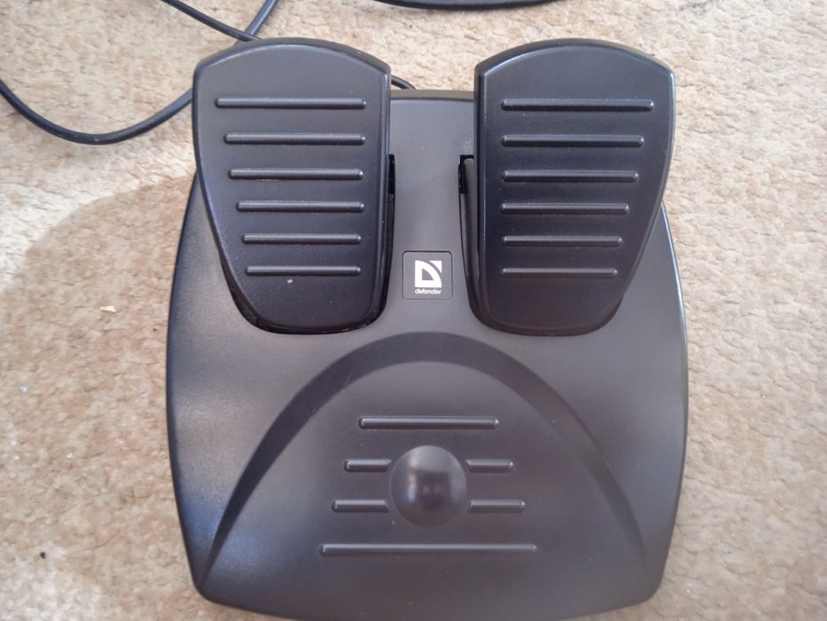 Руль игровой  от Logitech