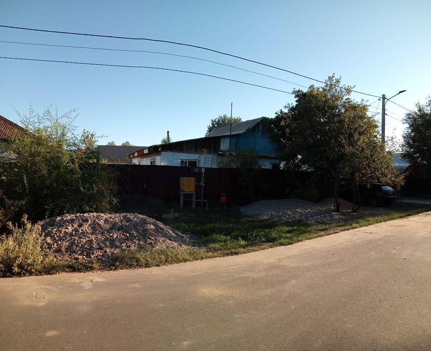 Продам дом нужен внутренний ремонт...