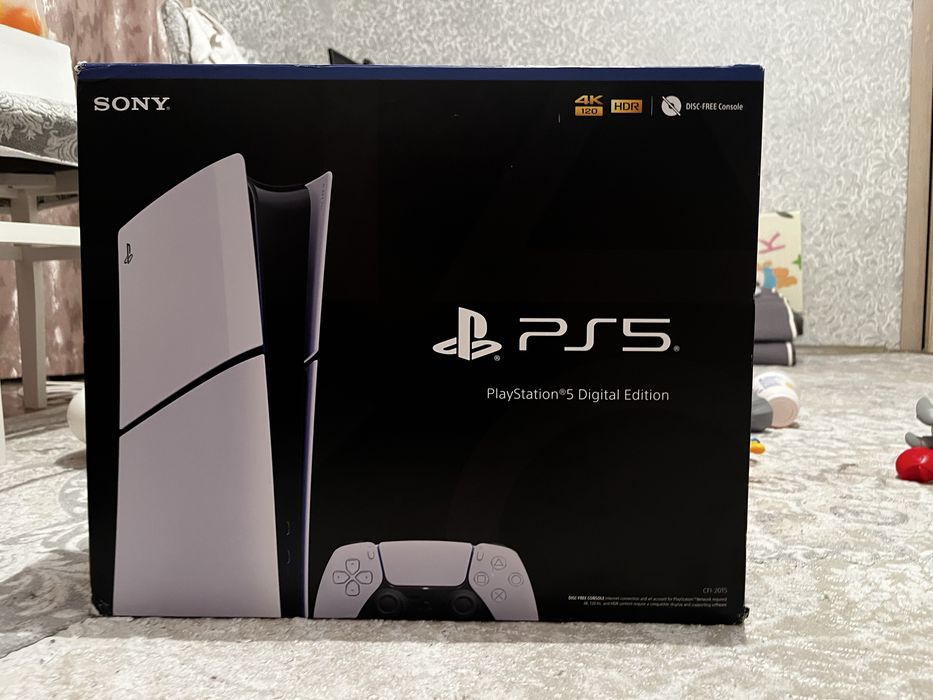 Продаю новый PS5  В каспий не меньше 300К стоят