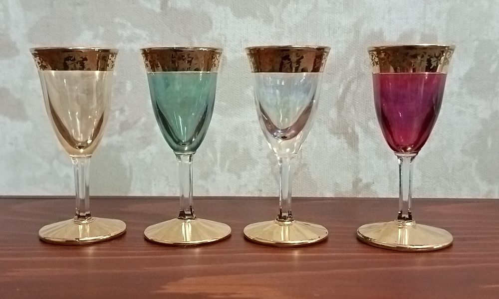 Комплект от 4 броя Ретро, винтидж чашки