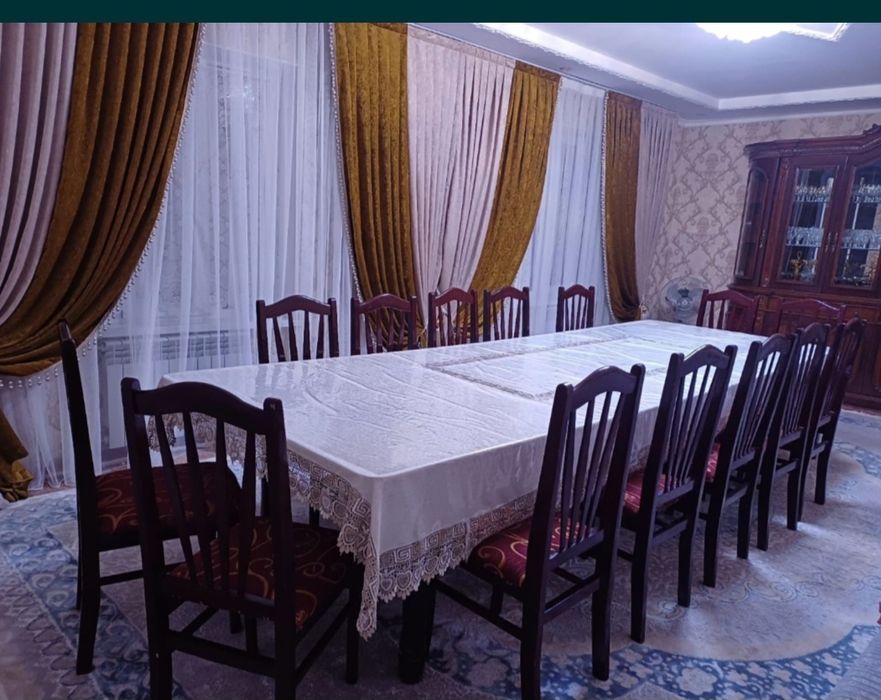 Стол ,стулья  б/у