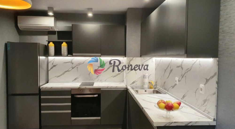 Дава се под наем Двустаен апартамент в к.к. Св.Св. Константин и Елена - 70 кв.м за 648.21 € - Снимка #1