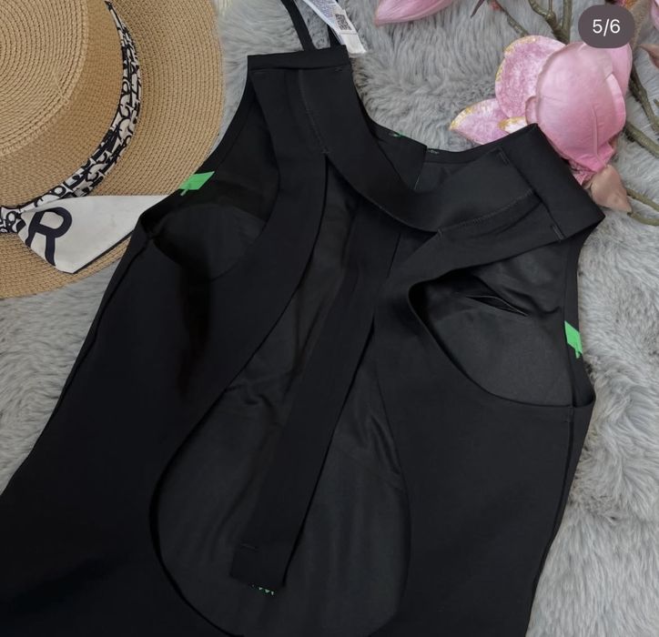 Calvin Klein цял чисто нов бански