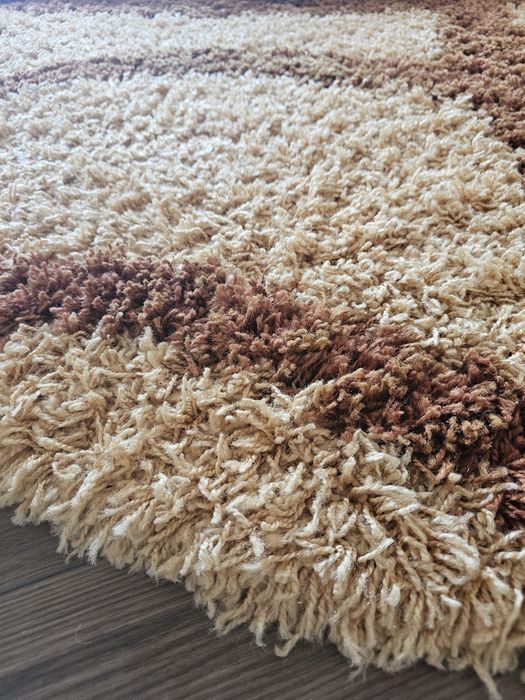 Vând Covor Pufos tip Shaggy