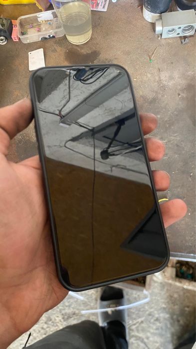 Продам Iphone 14
