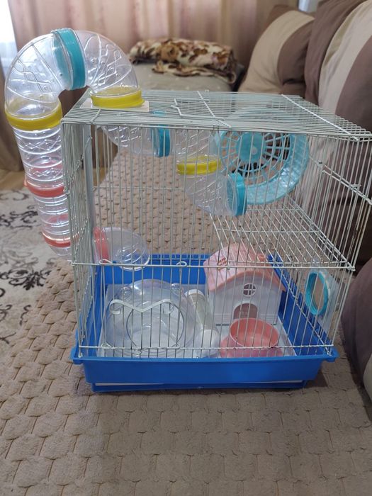 Продам клетку для хомяков