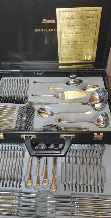 Tacamuri placate cu aur dur