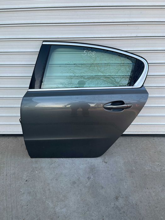 Врати ТЪМНОСИВ МЕТАЛИК Peugeot Пежо 508 RH01 DYZA Led Xenon pejo