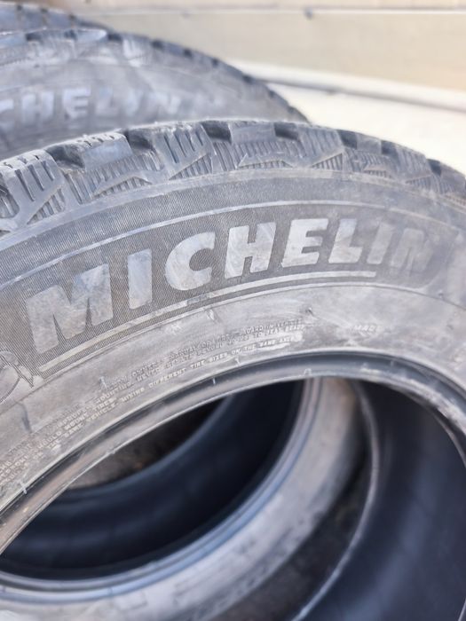 Шины 215/65R16 Michelin б/у