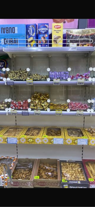 Продам б/у стеллажи