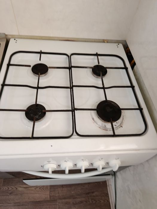 Плита газовая четырехкомфорочная