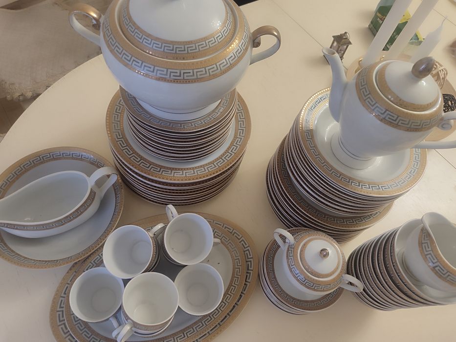 Продам сервиз на 12 персон