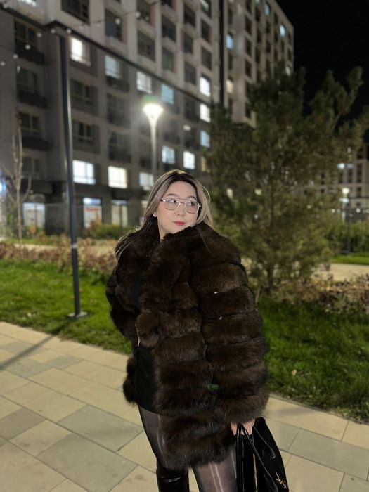 Продаю шубу новую