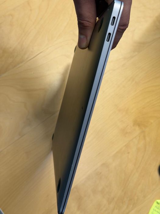 Macbook A1932 2019, 256gb - 1500ron