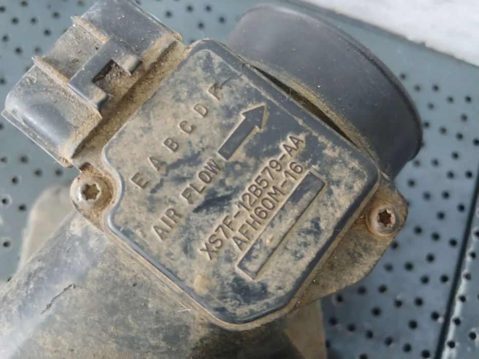 carcasa filtru aer cu debitmetru 2.0 tdci fmba 115 cp ford mondeo mk3  3s71-9600-ba xs7f-12b579-aa