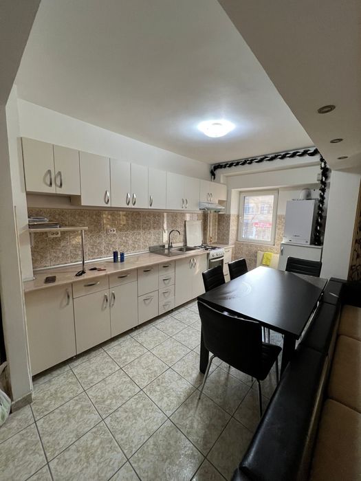 Apartament de inchiriat