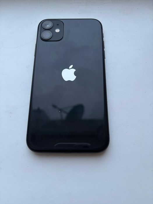Продам iphone 11