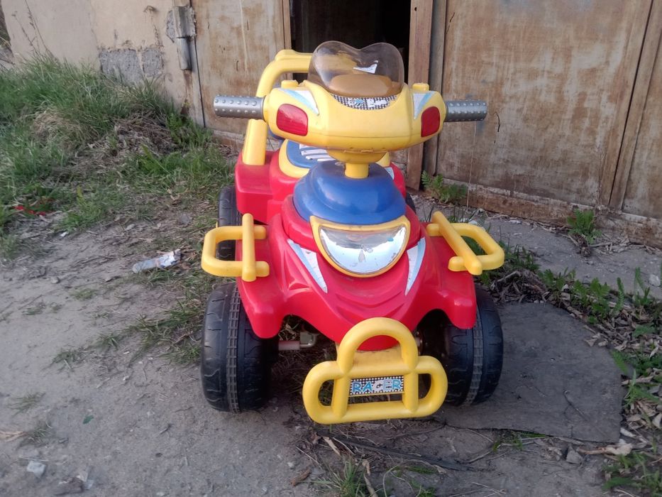 Продам детский квадроцикл