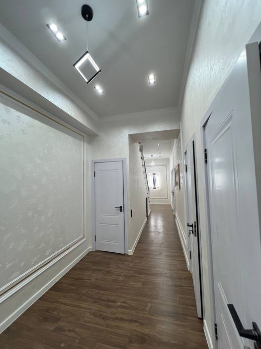 Beltepada Stroy mart,Ibn Sinoga yaqin joyda 6 xona sotiladi