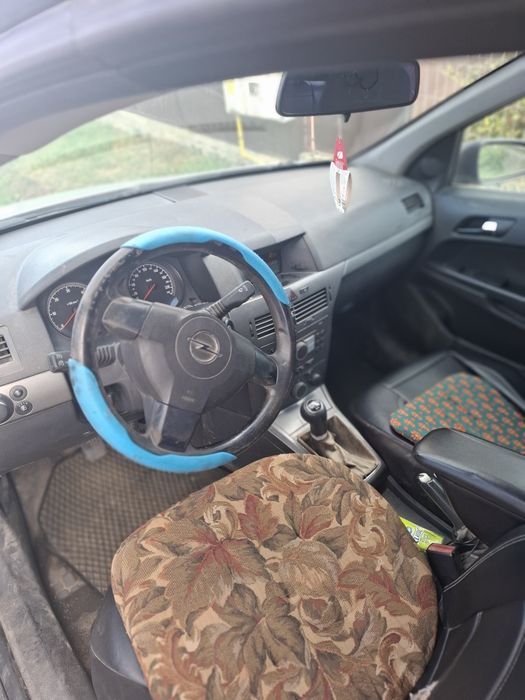 Vând Opel Astra H 1.7 CDTI