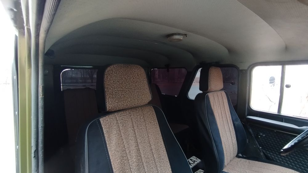 Uaz sotiladi  yili 2009