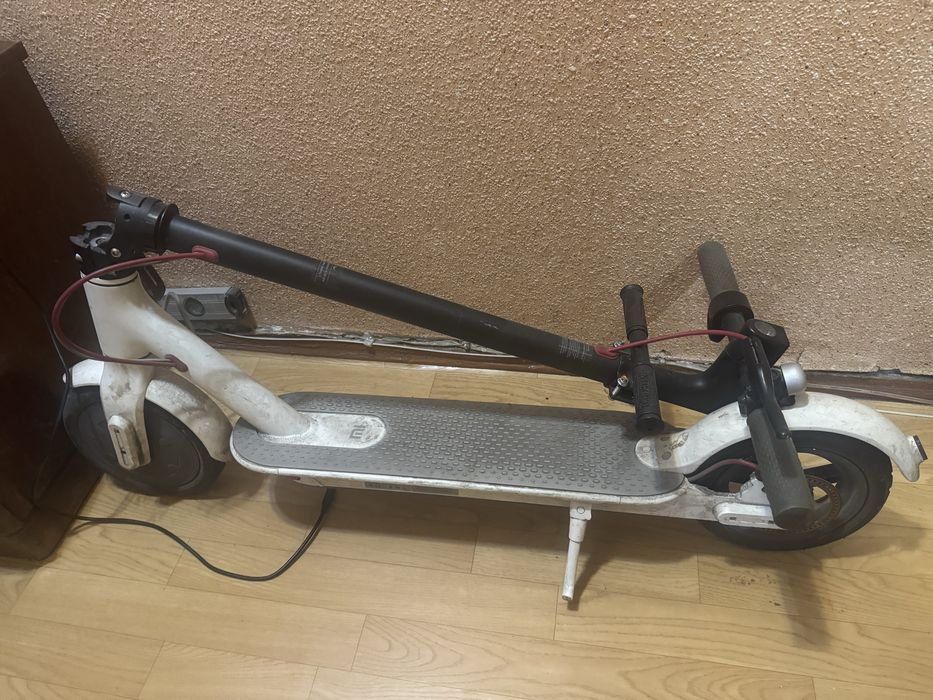Продам Xiaomi Mijia M365