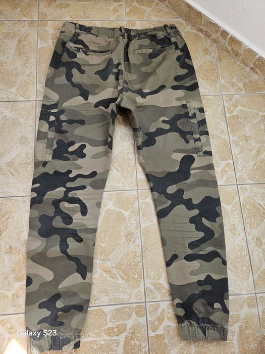 Pantaloni cargo,kaki,mărimea 34