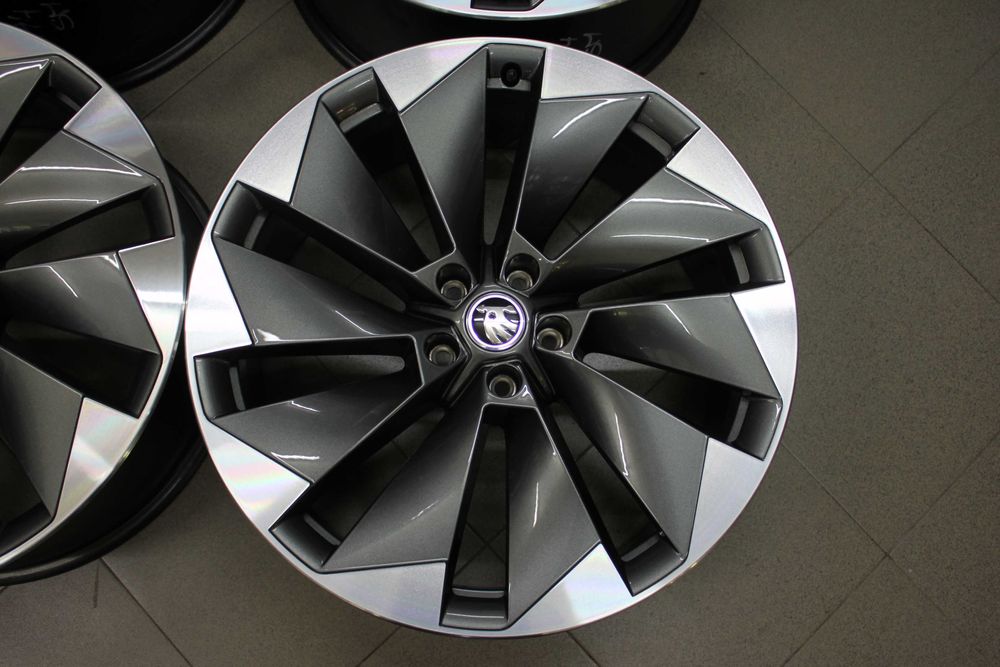 Джанти 21" Skoda Enyaq