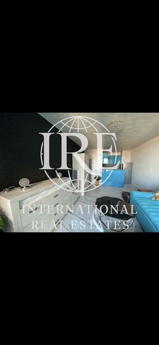 Продава се Двустаен апартамент в Варна, Бриз - 66 кв.м за 3637 €/кв.м - Снимка #5