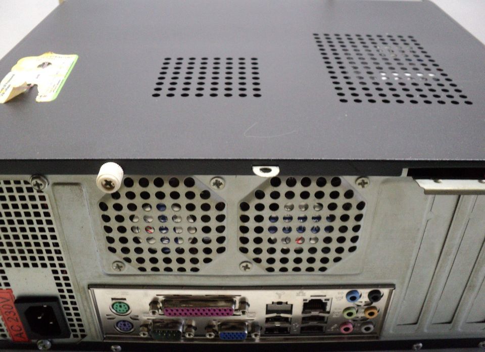 Unitate PC Tower MSI 7309 Carcasa Mini-Tower Placa: MSI MS-7309 Ram: 3