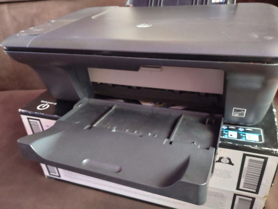 Imprimantă multifuncțională HP Deskjet 2050