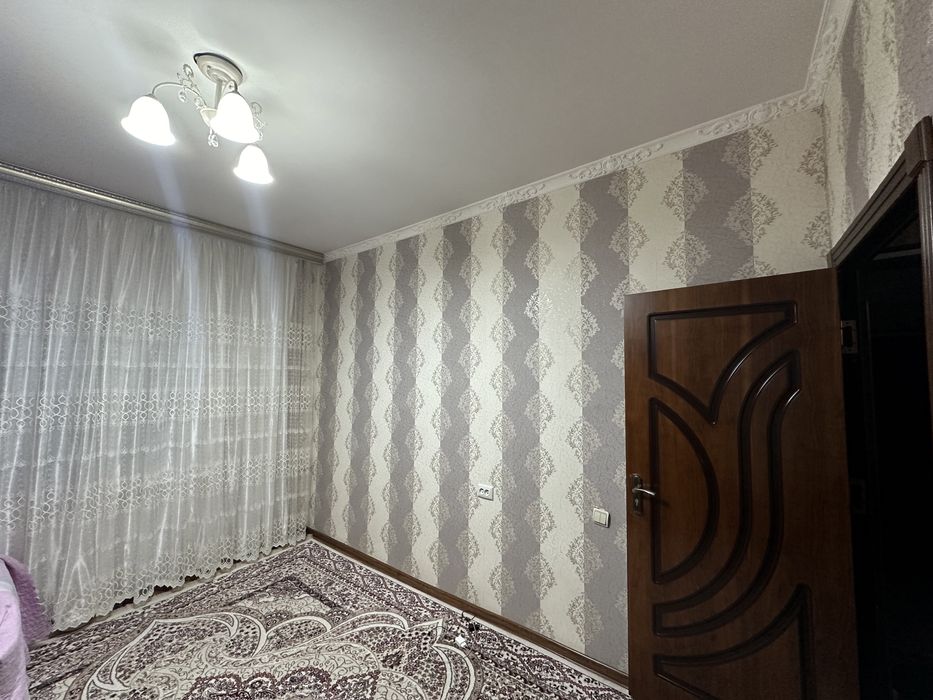 Yunusobod tumani 2 kvartl 5 dom 3-4/4/4 uy sotiladi Yevro remont