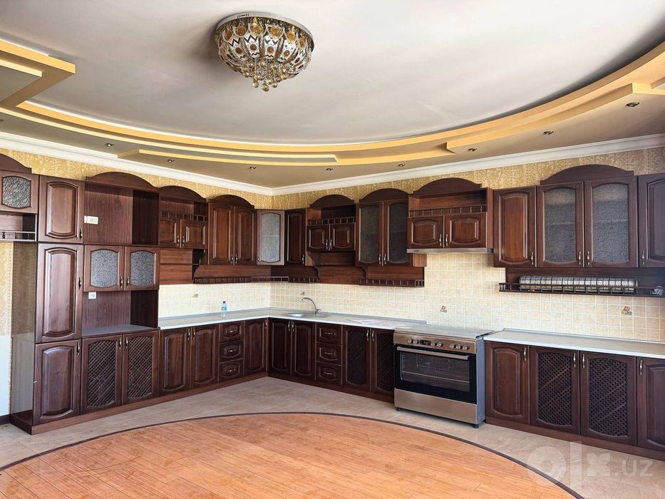 6-комнатная квартира в новостройке, 272 м², 7/8 этаж, ЖК Габус