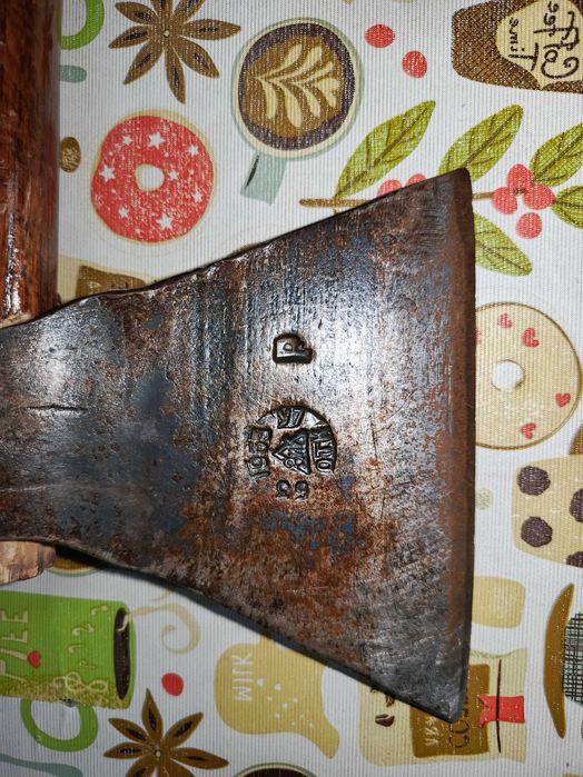 Коллекционный топор ЗИК 1965 года – инструментальная сталь, редкость!