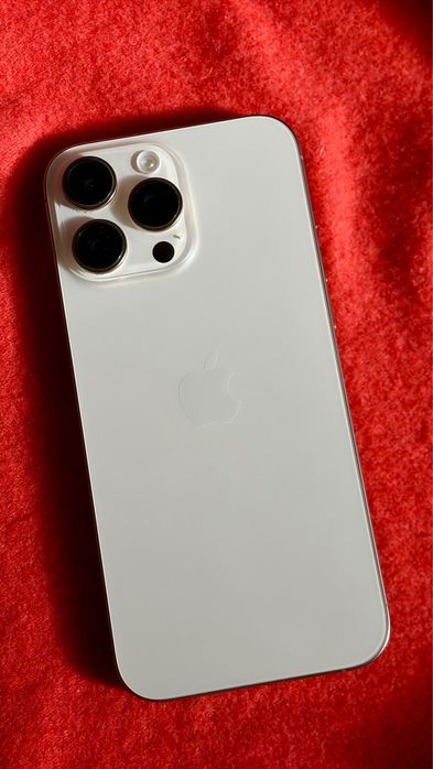 Vand Iphone 16 pro max, 256 GB, ca nou