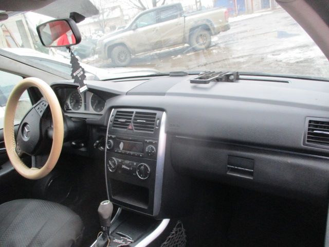 Plansa bord completa kit airbag Mercedes B 180 B200 an 2006-2012