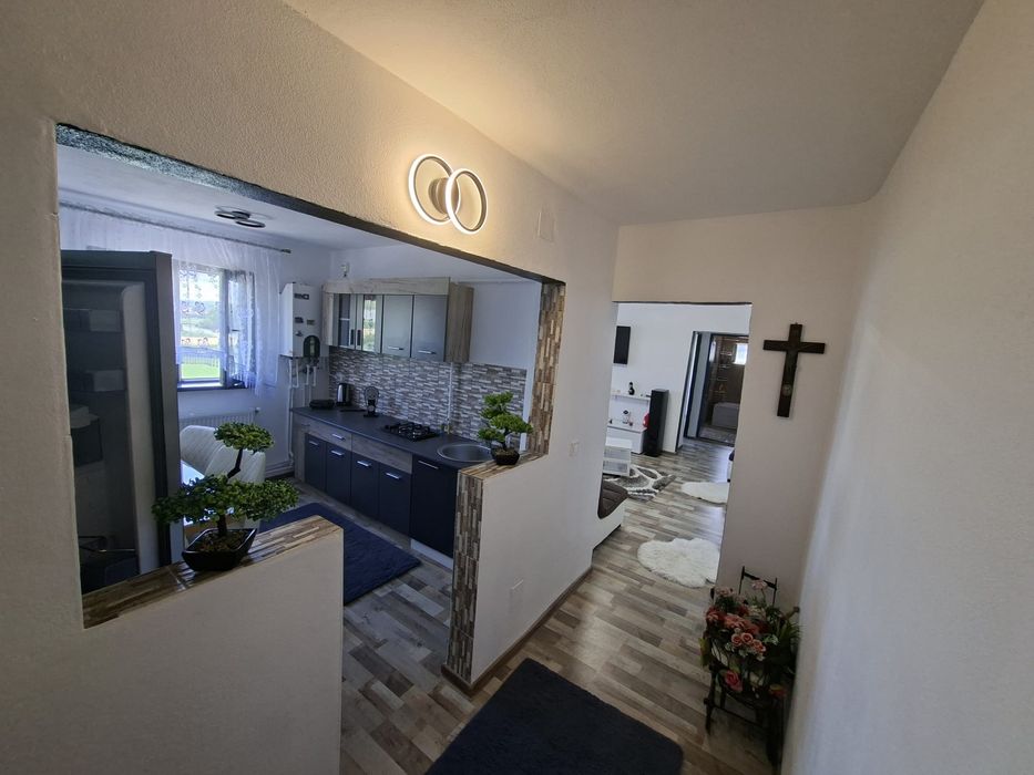 Vand Apartament Cu 2 camere 60MP