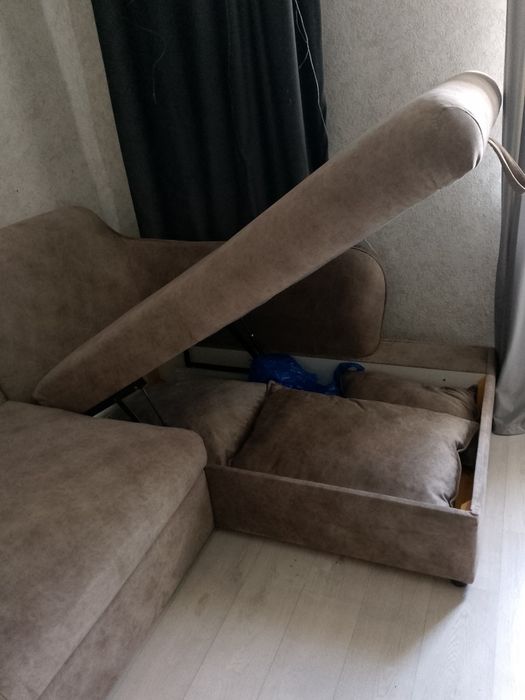 Продам диван в гостинную производство Беларусь