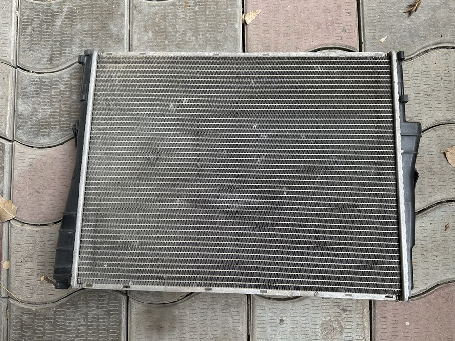Радиатор основной бмв е 46