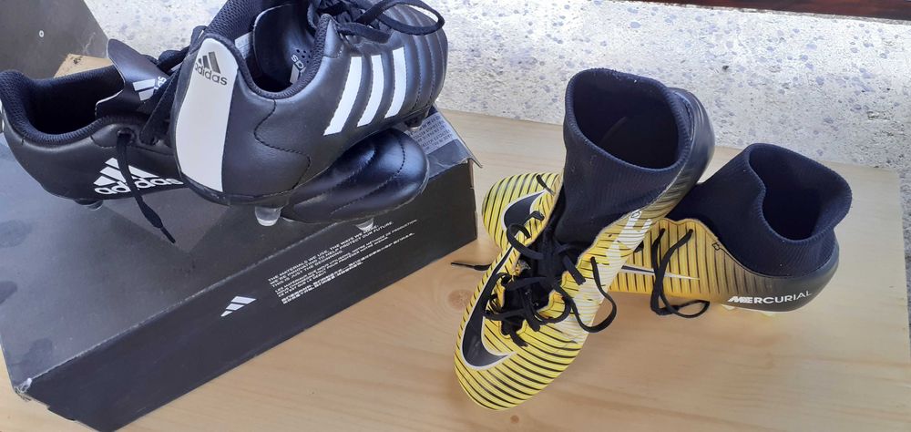 Ghete fotbal originale stare bună