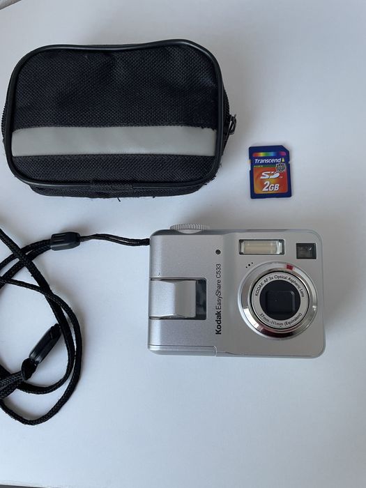 Camera Foto Digitala KODAK EasyShare C533 Silver 5.0MP  3x Optical Zoom 2GB Digital Point and Shoot Camera