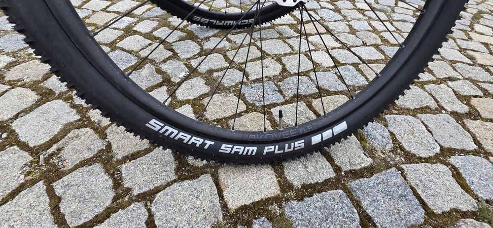 капли с нови гуми 29 от Trek