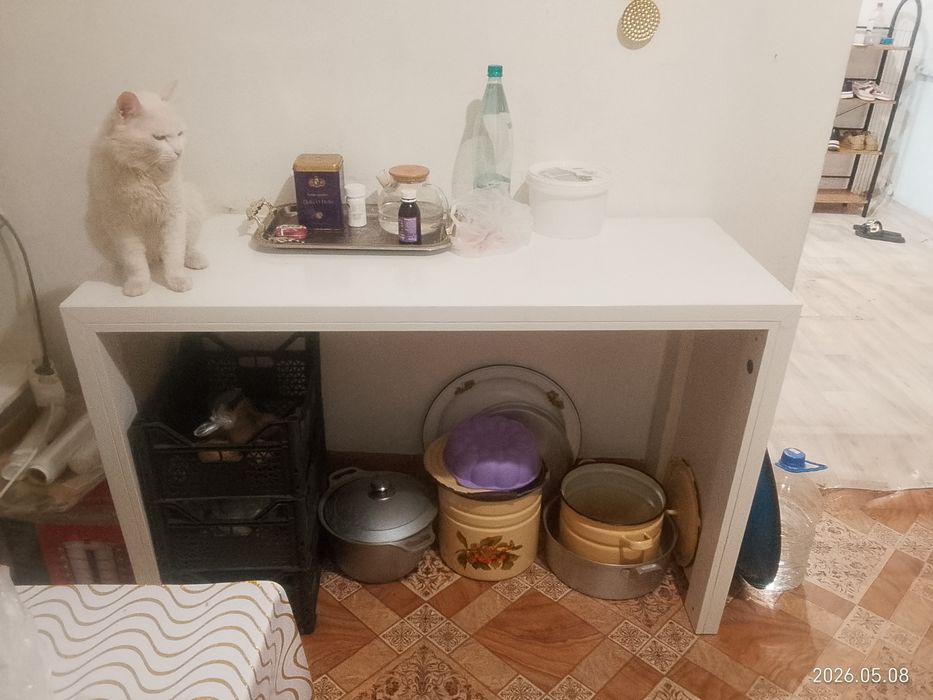 Срочно продам стол Икеа