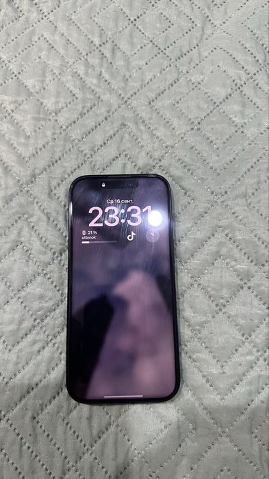 Продаю Iphone 16 pro, 256 gb