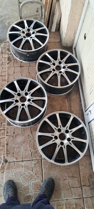 16 титанка тойотаға