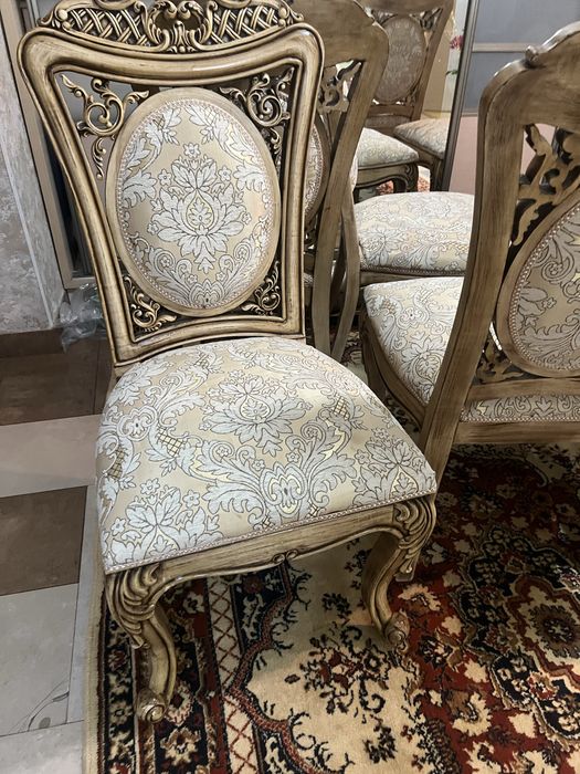 Продам стол со стульями